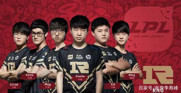 贝恩运球砸自己脚丢球 裁判补吹了勇士犯规 勇士众将都无语了.