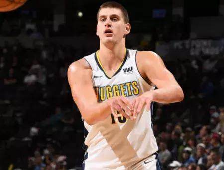 球赛场上的 球赛场上的