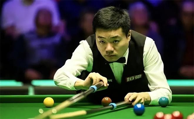 若隐若现 若隐若现