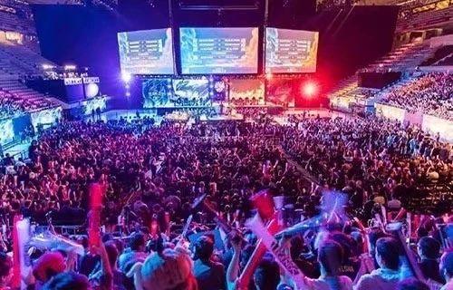 将叩响的是 将叩响的是