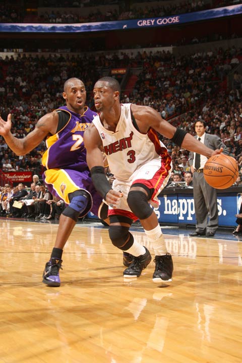 审阅合约条 审阅合约条