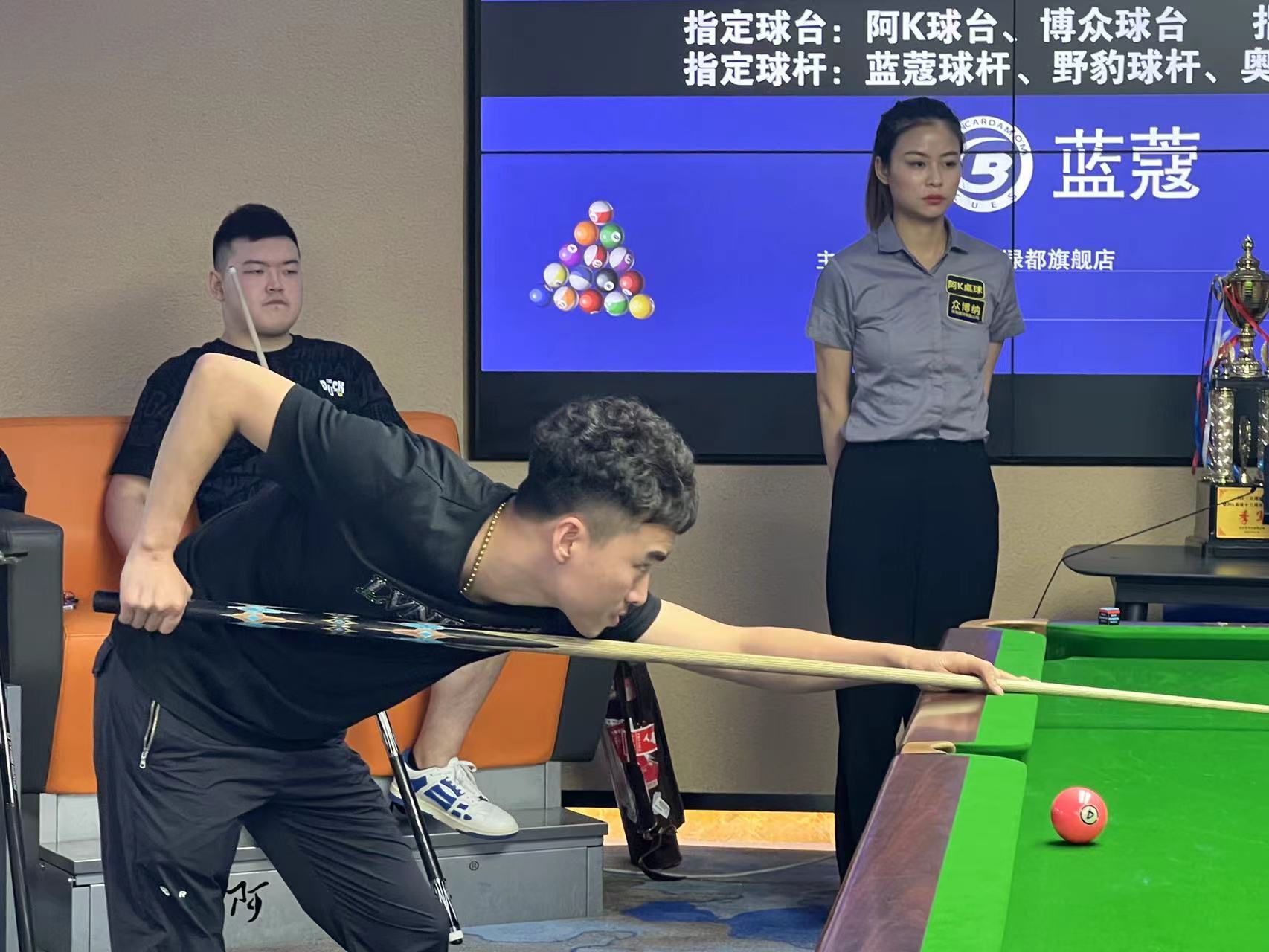 队篮球已重 队篮球已重